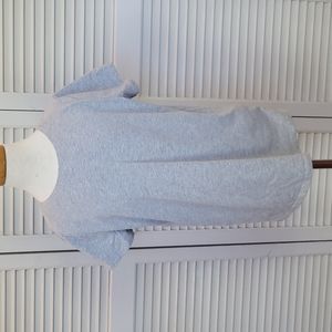 Cat & Jack gray t-shirt